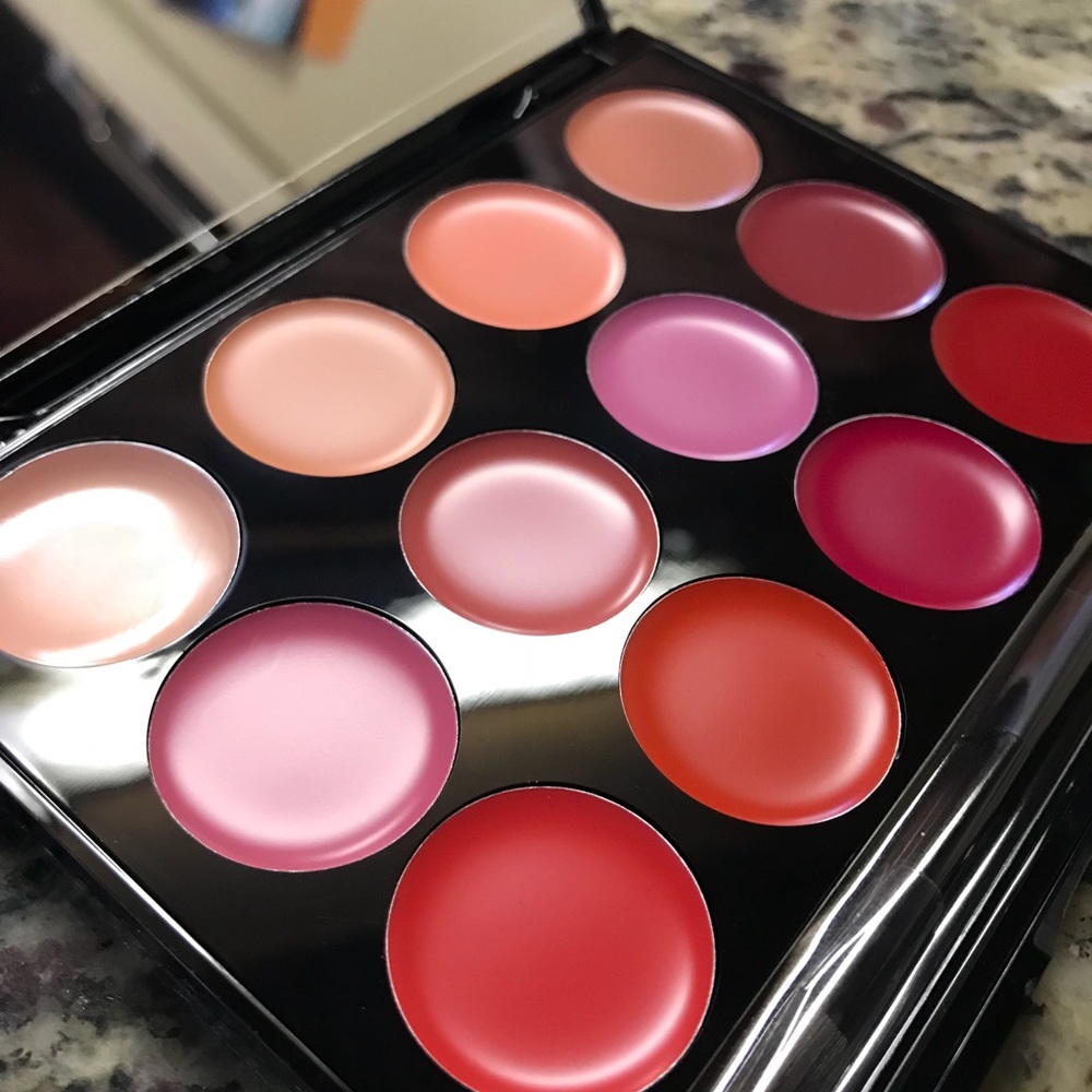 ISH Lip Statement Palette